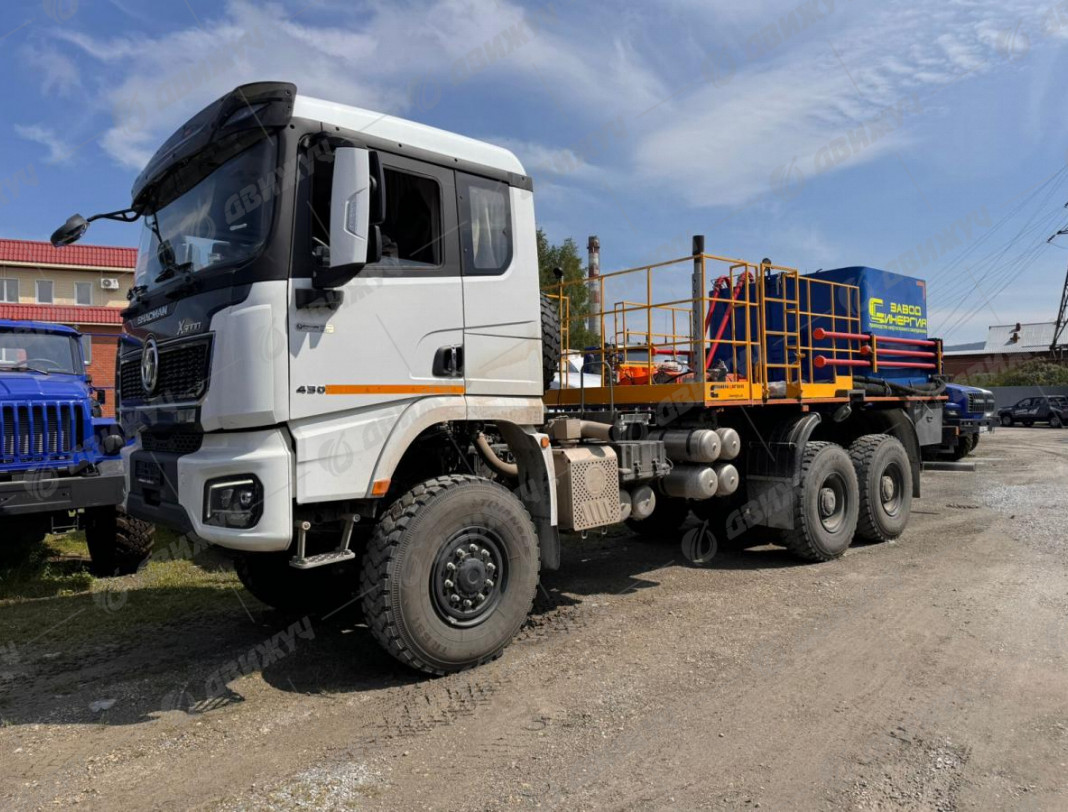Цементировочный агрегат СИН-35 на шасси Shacman SX32586V385