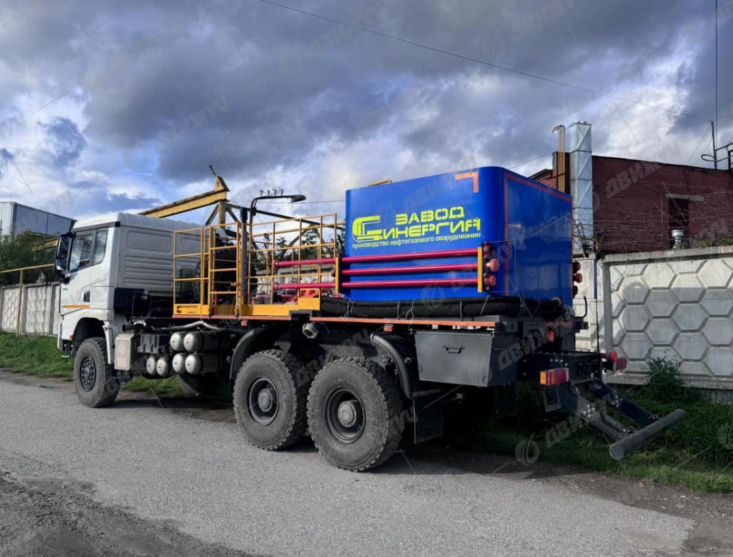 Цементировочный агрегат СИН-35 на шасси Shacman SX32586V385