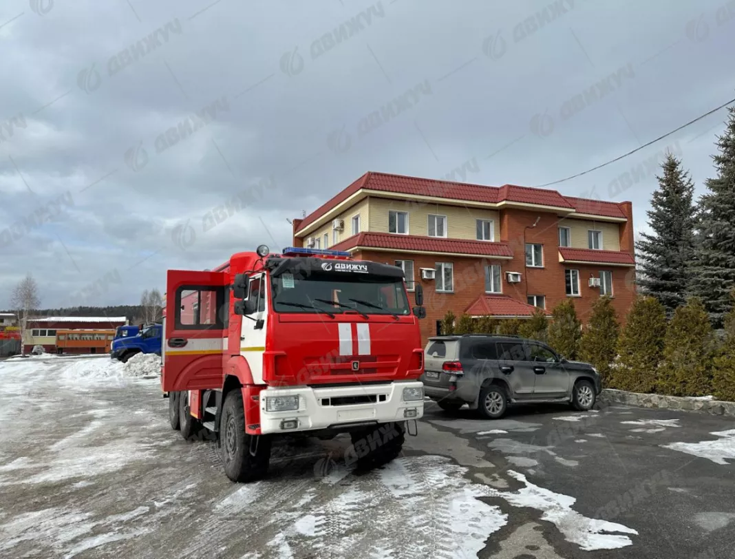 Автоцистерна пожарная АЦ-6,0-40 на шасси Камаз 43118