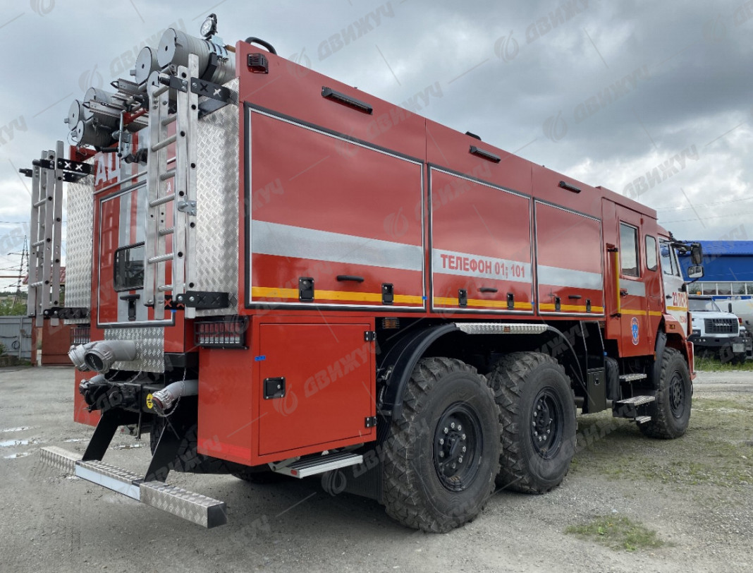 Автоцистерна пожарная АЦ-5,0-70 на шасси Камаз 43118