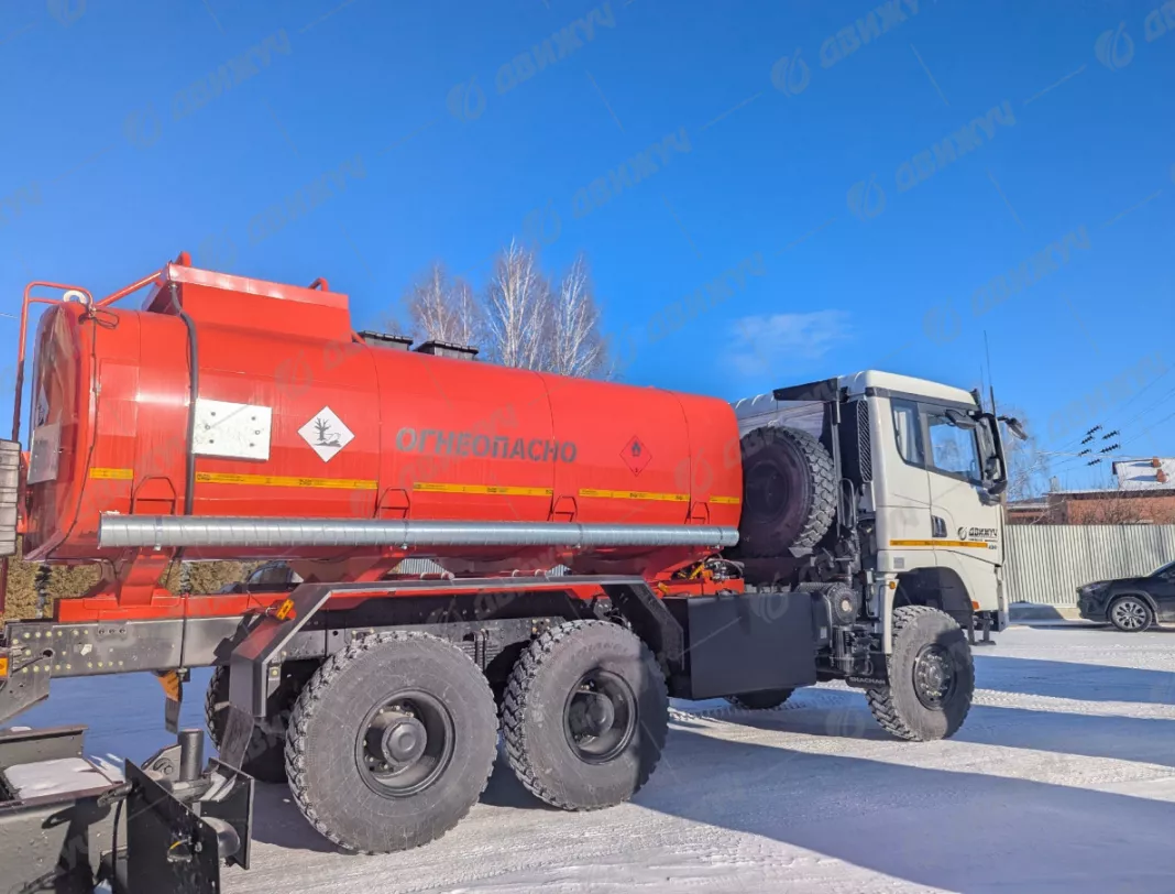 Автотопливозаправщик АТЗ-13 на шасси Shacman X3000