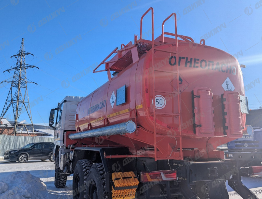 Автотопливозаправщик АТЗ-13 на шасси Shacman X3000