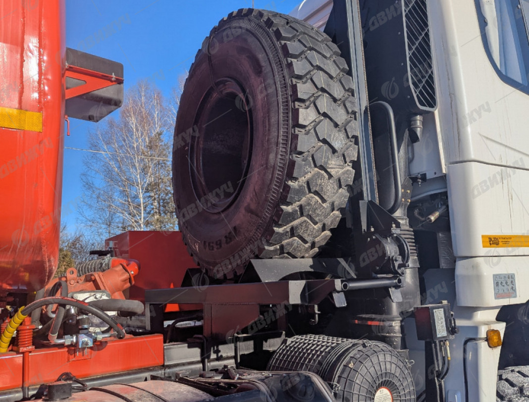 Автотопливозаправщик АТЗ-13 на шасси Shacman X3000