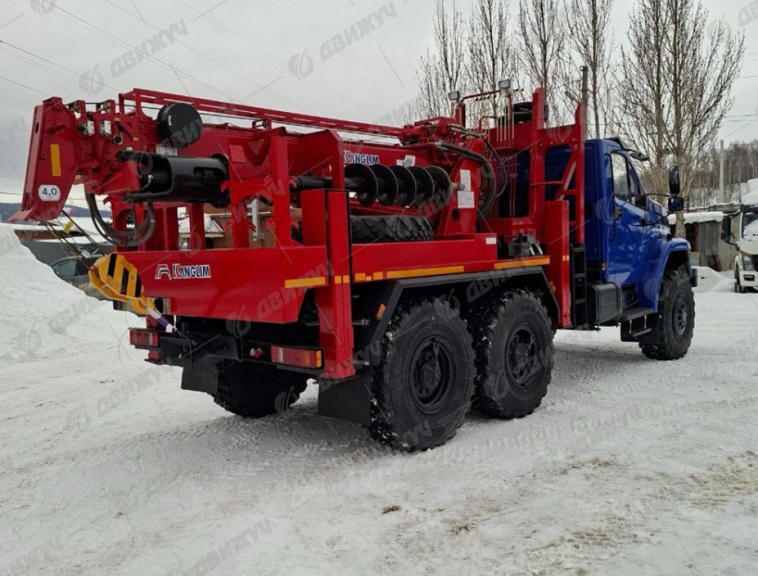 Бурильно-крановая машина БКМ с Kanglim KDC 5600 на шасси Урал NEXT 5557-72