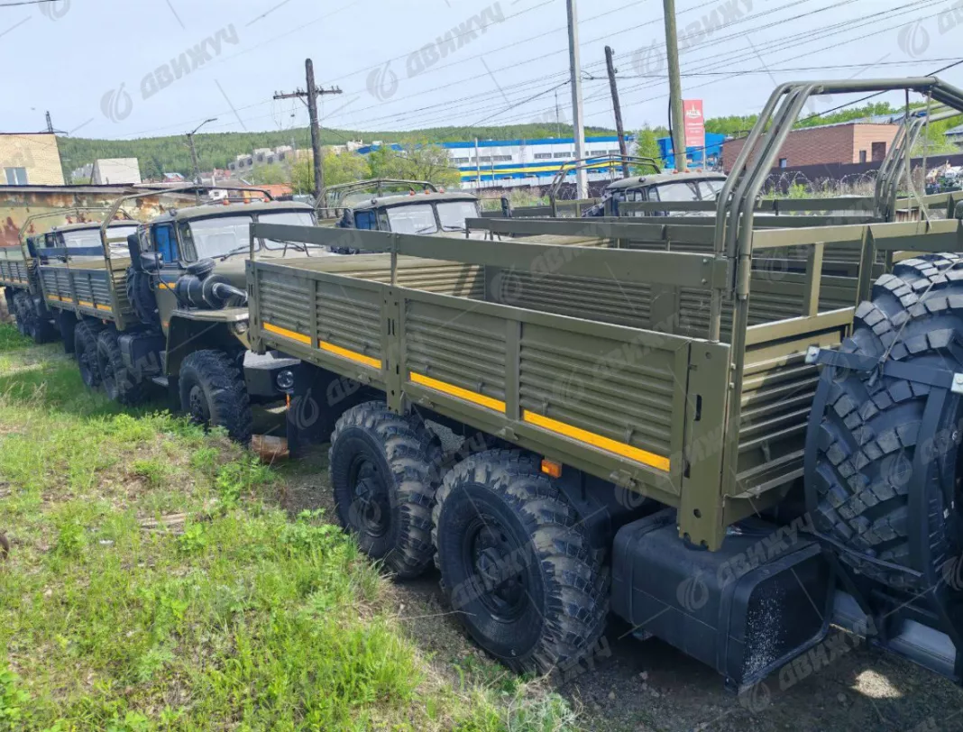 Бортовой автомобиль Урал 4320-0111-73