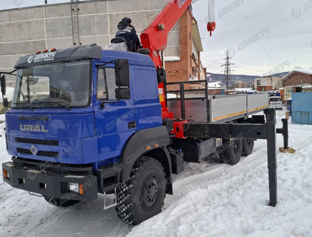 Бортовой автомобиль Урал 4320-80 с КМУ Kanglim 2057