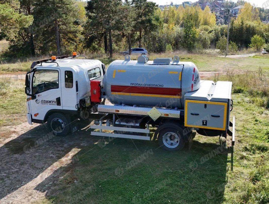 Газовоз АЦТ-4 на шасси DAYUN X60 XL-2030 CGC1060H