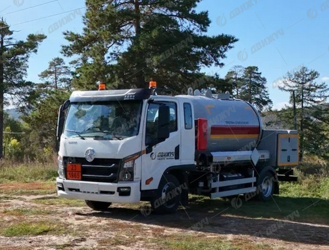 Газовоз АЦТ-4 на шасси DAYUN X60 XL-2030 CGC1060H