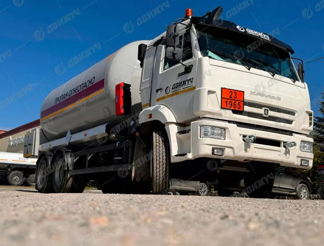 Газовоз АЦТ-20 на шасси КАМАЗ 65115
