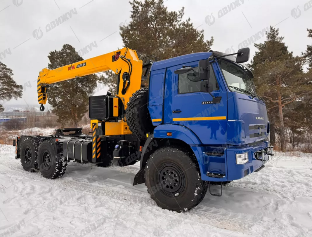 Седельный тягач КАМАЗ 43118-3090-76 (RR) с КМУ HYVA HST8E4