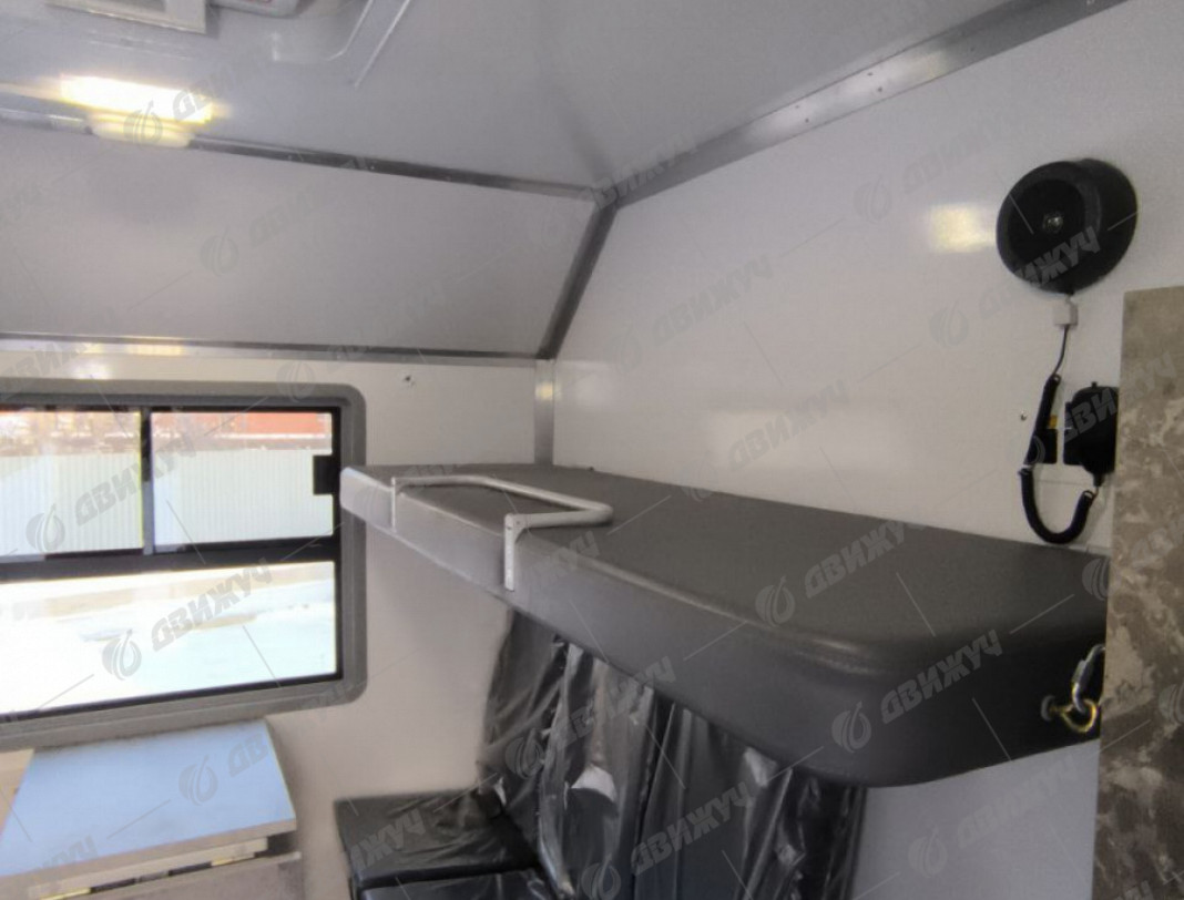 Передвижная ремонтная мастерская ПАРМ на шасси MAN с КМУ ИМ-95