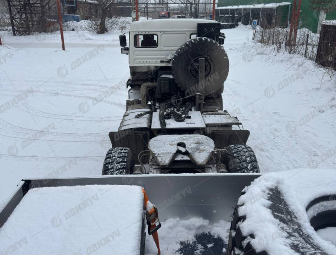 Полуприцеп-тяжеловоз ЧМЗАП 99903-0000041-КУ5 высокорамный