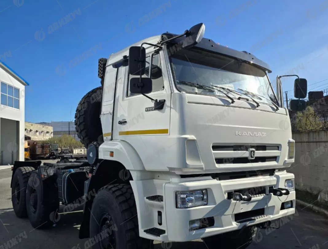 Седельный тягач КАМАЗ 65221-26020-53