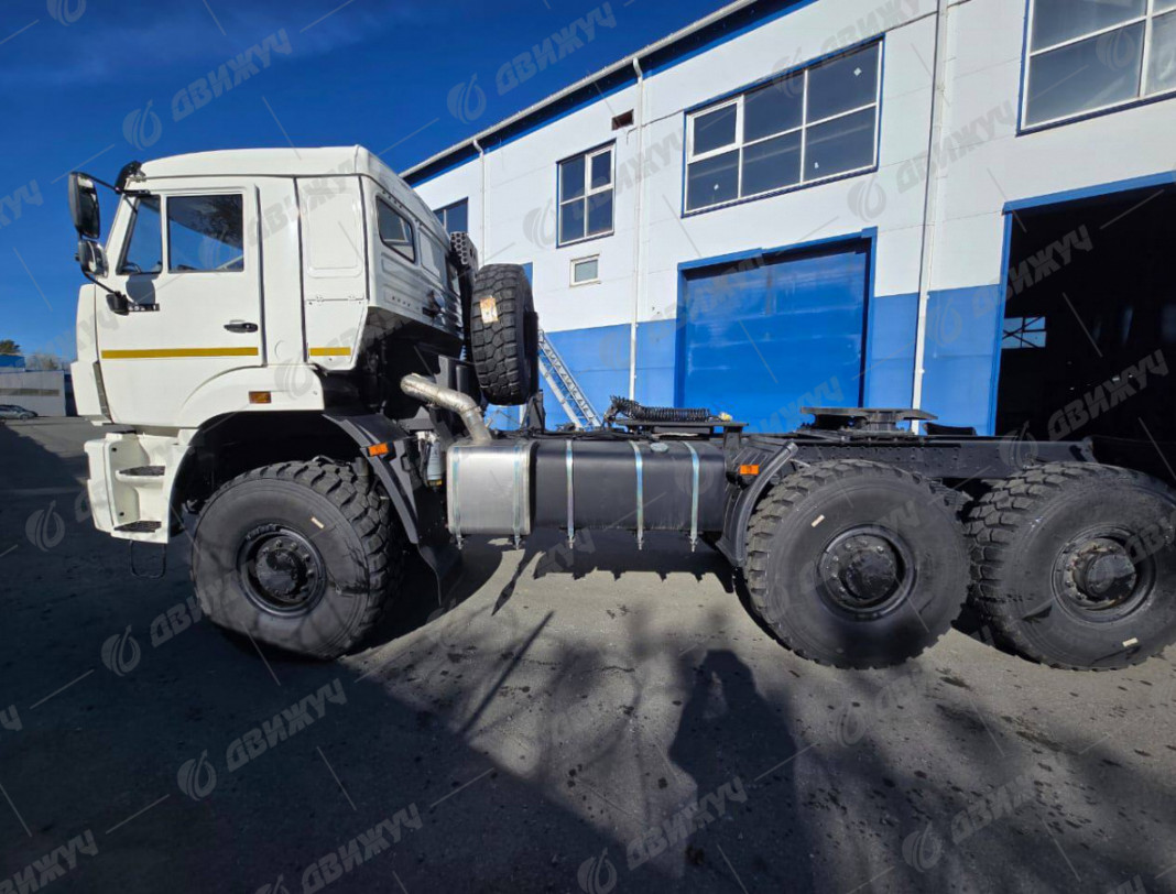Седельный тягач КАМАЗ 65221-26020-53