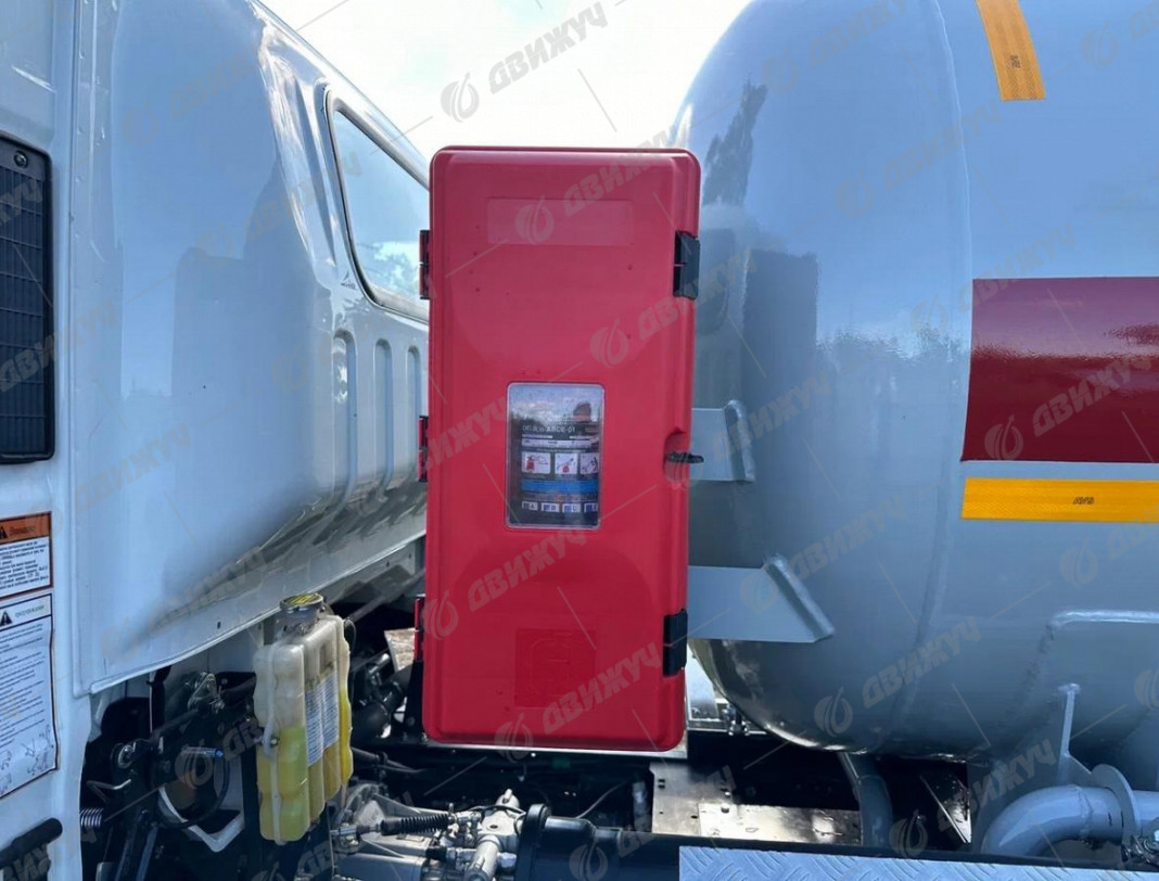 Газовоз АЦТ-7 на шасси DAYUN X120 Autoplead-X CGC1120B