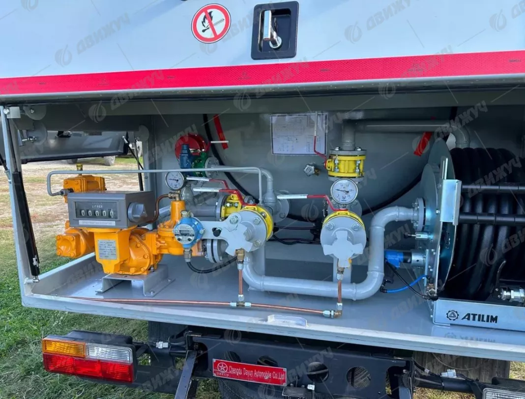 Газовоз АЦТ-7 на шасси DAYUN X120 Autoplead-X CGC1120B