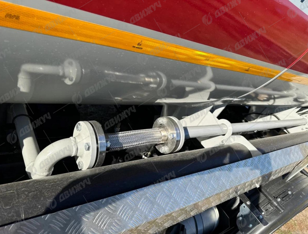 Газовоз АЦТ-4 на шасси DAYUN X60 XL-2030 CGC1060H