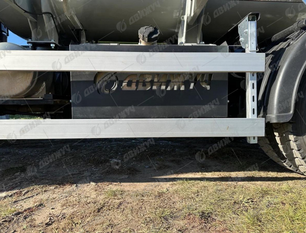Газовоз АЦТ-7 на шасси DAYUN X120 Autoplead-X CGC1120B