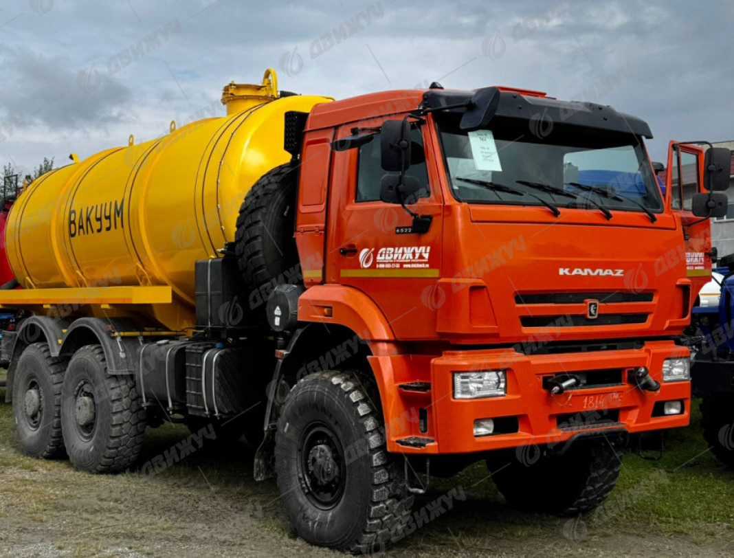Вакуумная машина МВ-16 на шасси КАМАЗ 65222 (насос КО-510)