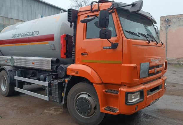 Газовоз АЦТ-12 на шасси КамАЗ 43253
