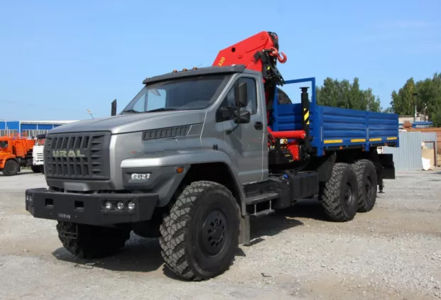 Бортовой Урал 4320 NEXT с КМУ ИМ-320