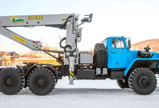 Седельный тягач Урал 4320-60 с КМУ ИФ-300