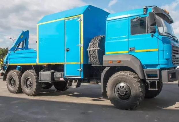 АРОК (Агрегат ремонта и обслуживания качалок) на шасси Урал 4320-80 (бескапотный) с КМУ ИМ-95