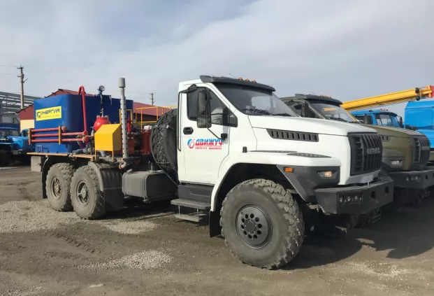 Цементировочный агрегат СИН35 на шасси Урал Next 4320-74 без ВПБ