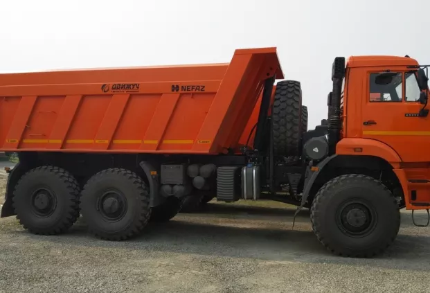 Самосвал 6х6 КАМАЗ 65222-6010-53