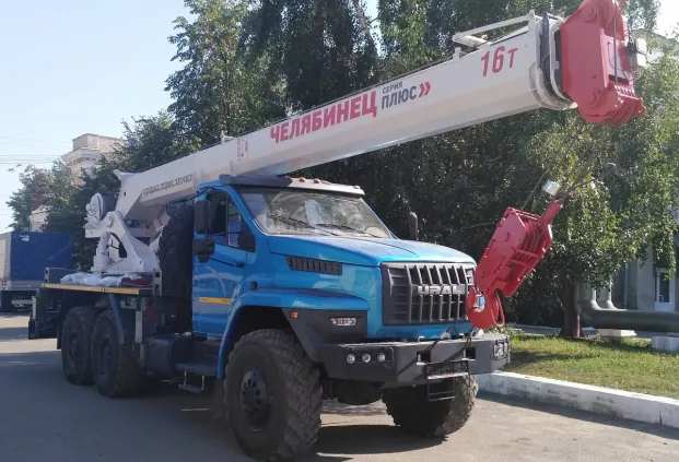 Автокран Челябинец КС-45734 на шасси Урал Next 