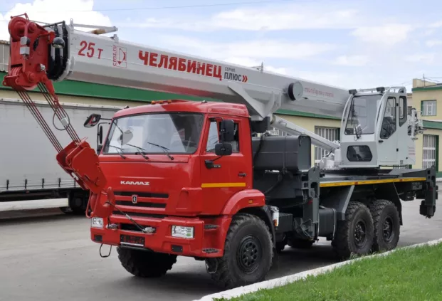 Автокран Челябинец КС-55732-33 на шасси КАМАЗ 43118-50 