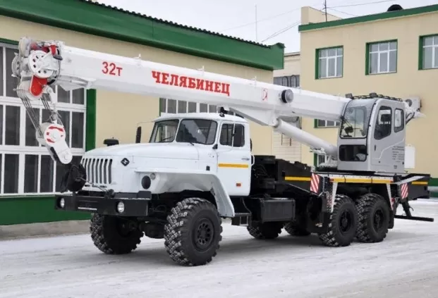 Автокран Челябинец КС-55733-26 на шасси Урал 4320