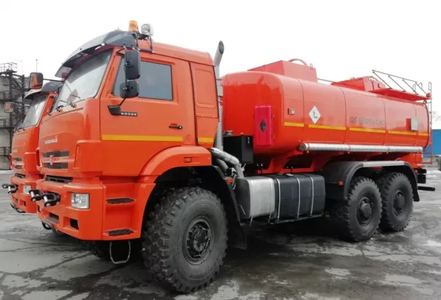 Автоцистерна нефтепромысловая АЦН-18 КАМАЗ 65224-53