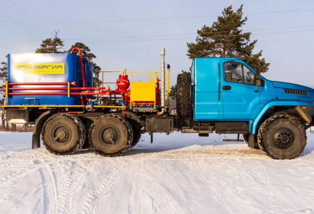 Цементировочный агрегат СИН35 на шасси Урал Next 4320-72 (со спальным местом) без ВПБ