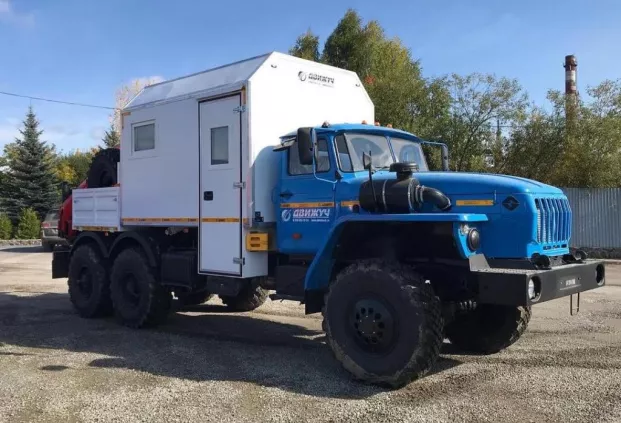 ПАРМ  (мастерская) с КМУ РК-10000 на шасси Урал 4320-60