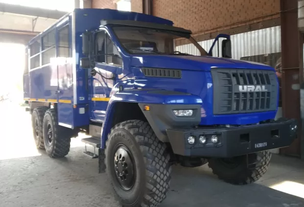 Вахтовый автобус Урал НЕКСТ 32551-5013-71Е5 (20 мест)