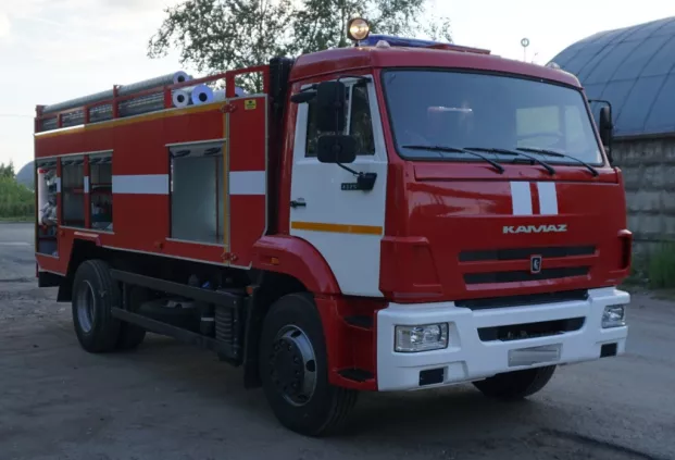 Автоцистерна пожарная АЦ-5,0-40(43253)