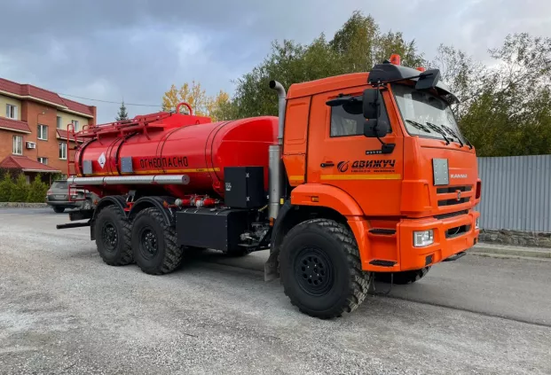 АТЗ-12 на шасси КАМАЗ 43118. 