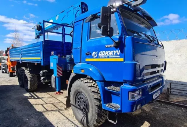 Бортовой КАМАЗ 43118 с КМУ Двина 6500.19