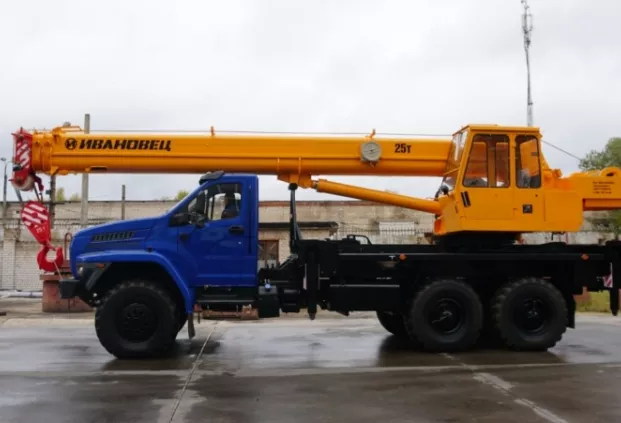 Автокран Ивановец КС-45717-2 на шасси УРАЛ-4320 NEXT