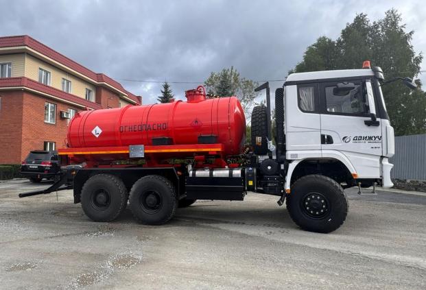 АКН-10 на шасси Shacman SX32586V385 