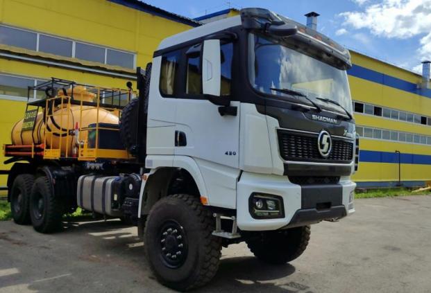  Агрегат кислотной обработки скважин СИН-32 на шасси Shacman SX32586V385