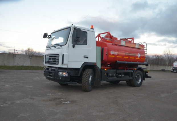 Автотопливозаправщик АТЗ-11/2 на шасси МАЗ 5340C2