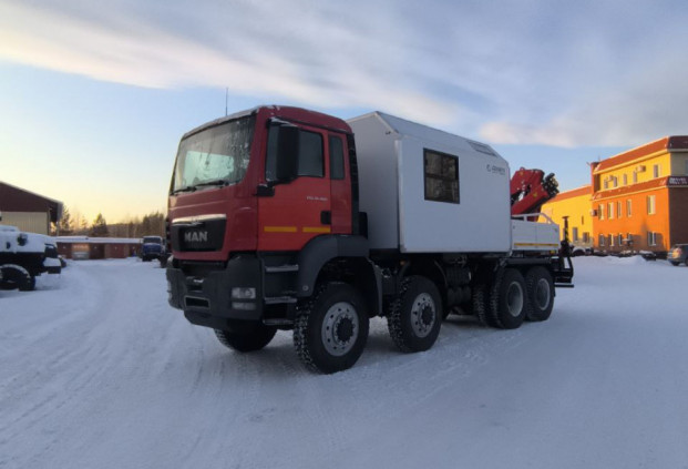 Передвижная ремонтная мастерская ПАРМ на шасси MAN с КМУ ИМ-95