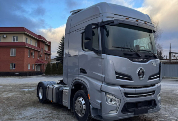 Тягач Shacman X6000 4х2 (SX4188YY381)