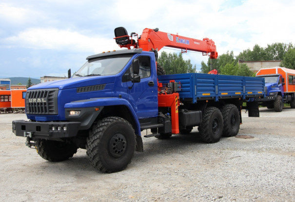 Бортовой Урал NEXT с КМУ Kanglim 1256 (тросовой)