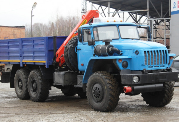 Бортовой Урал 4320 (капотный) с КМУ Palfinger 8500