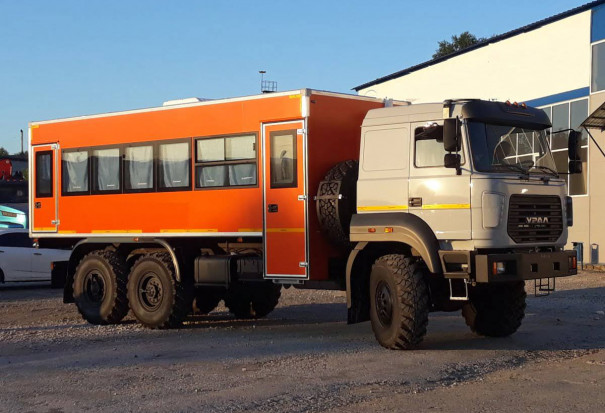 Вахтовый автобус Урал 4320-4971-80М, 28 мест