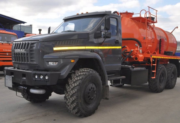 АКН-10 на шасси Урал NEXT 4320-72Е5 (насос ВК-6М)