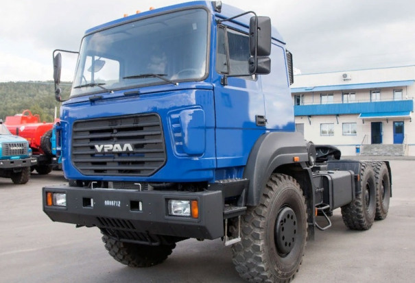 Седельный тягач Урал 63704К-0111Е5